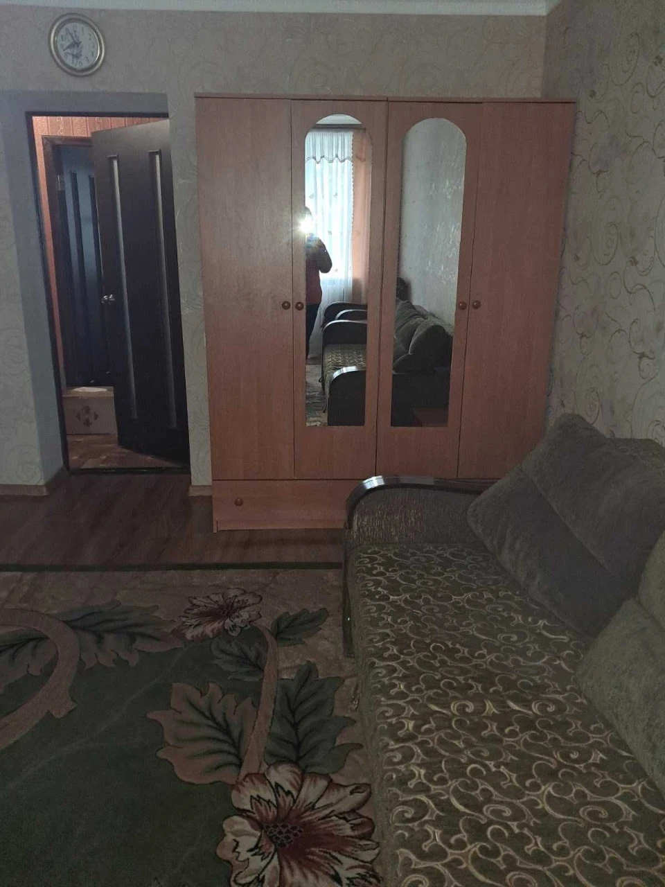 Продається  двохкімнатна квартира в м.Миргород