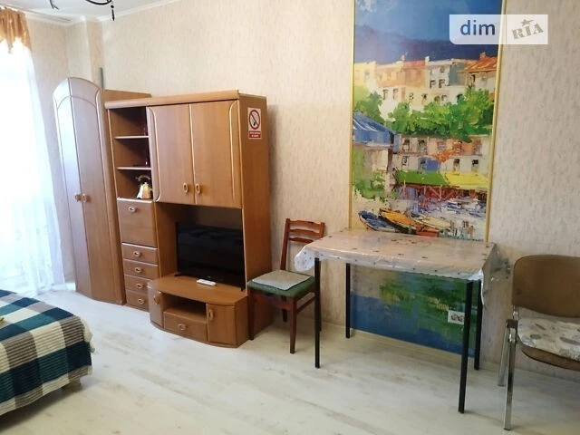 Продажа 3к квартиры 122.2 кв. м по ул. Михаила Максимовича 3