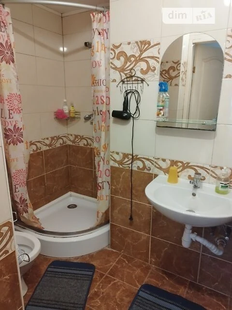 Продажа 3к квартиры 122.2 кв. м по ул. Михаила Максимовича 3