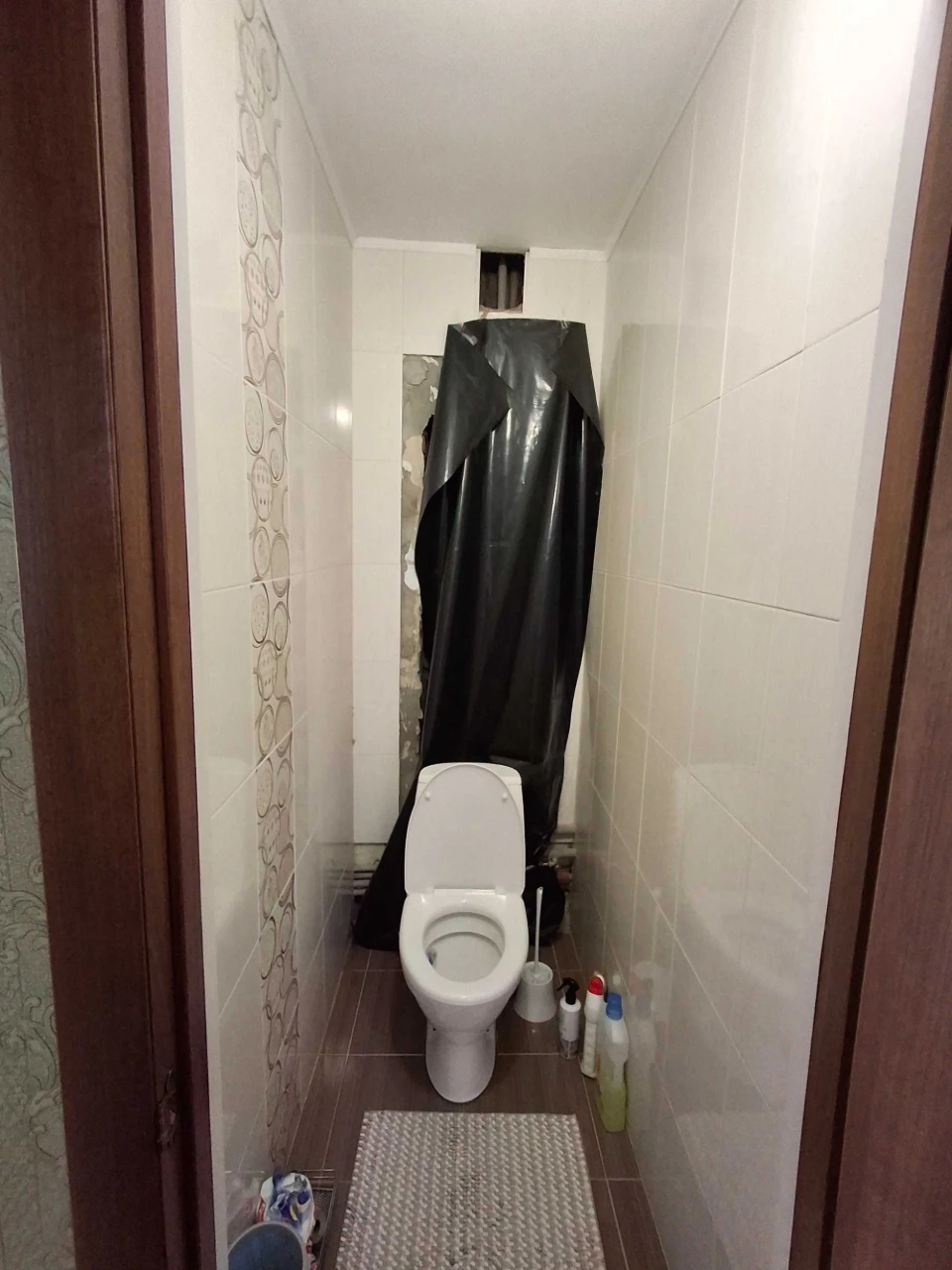 Продам 3-кімнатну квартиру в Дубно — 60 м², автономне опален