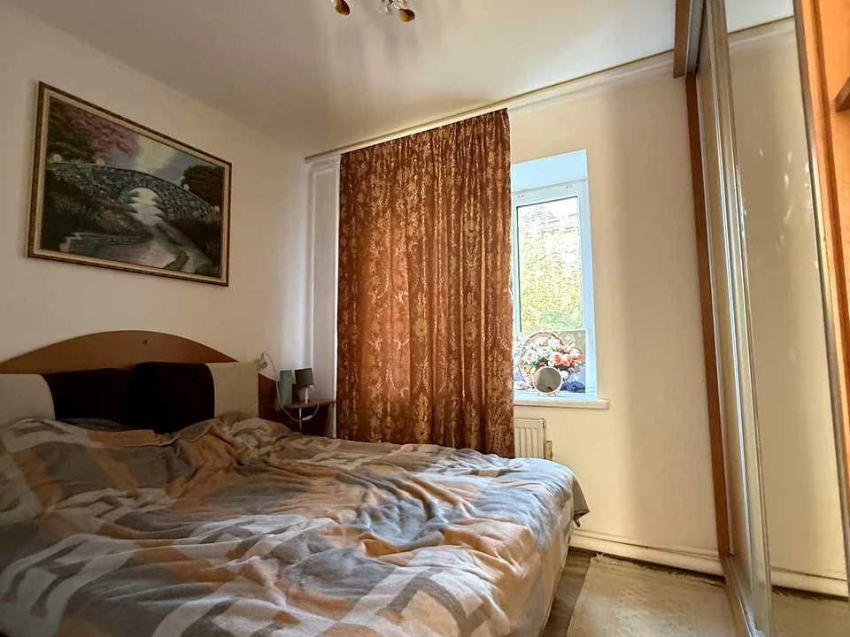 Apartment. Dubno, Semidubska st.