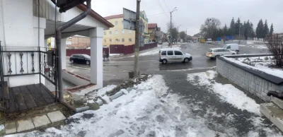 3кімн. квартира в центрі міста (житло чи під комерцію)