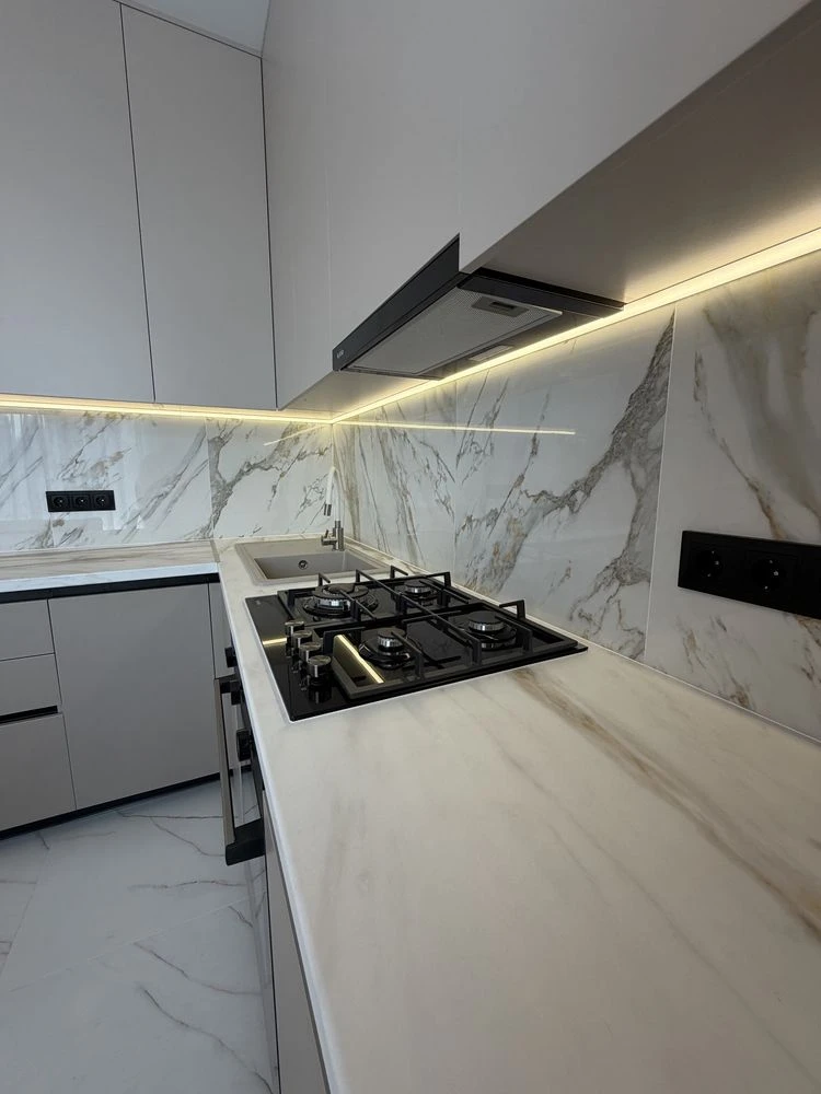 Продам 2х двох кімнатну квартиру ЖК "Grand Central"