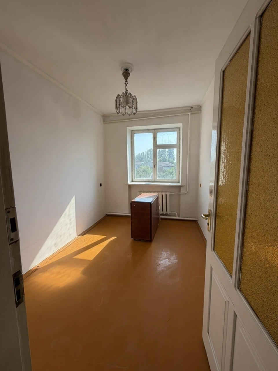 Sale of a 3-room apartment | Sirzavod district | Town of Dubno