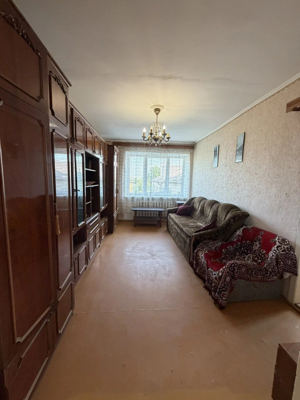 Sale of a 3-room apartment | Sirzavod district | Town of Dubno
