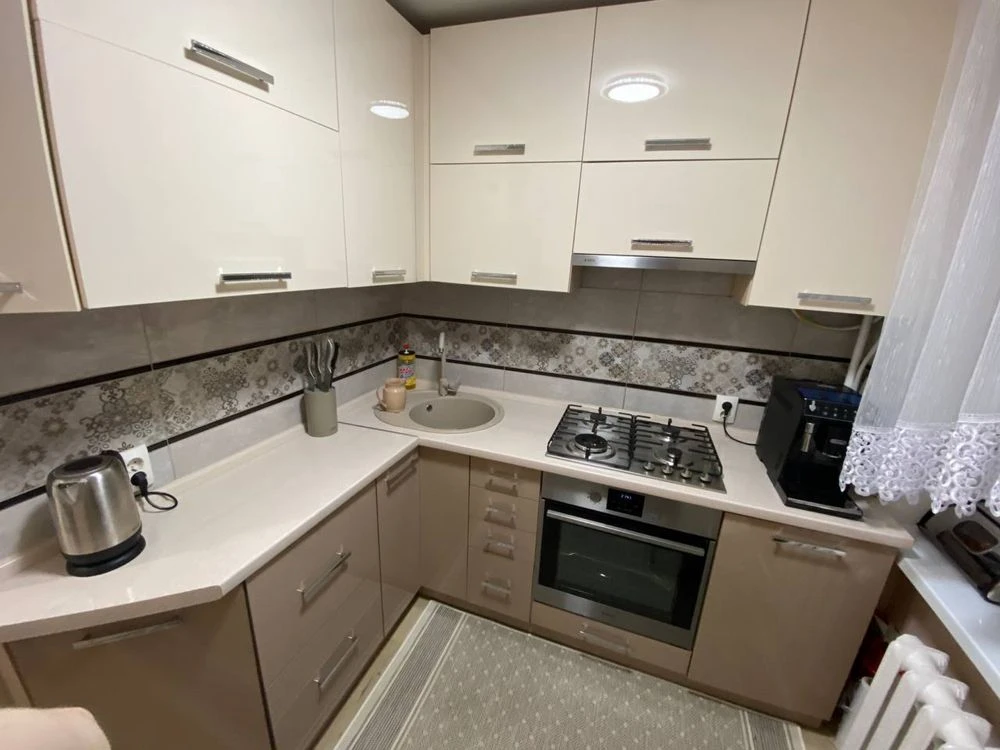 SALE OF A 2-ROOM APARTMENT IN Zdolbunov — FROM OWNER!