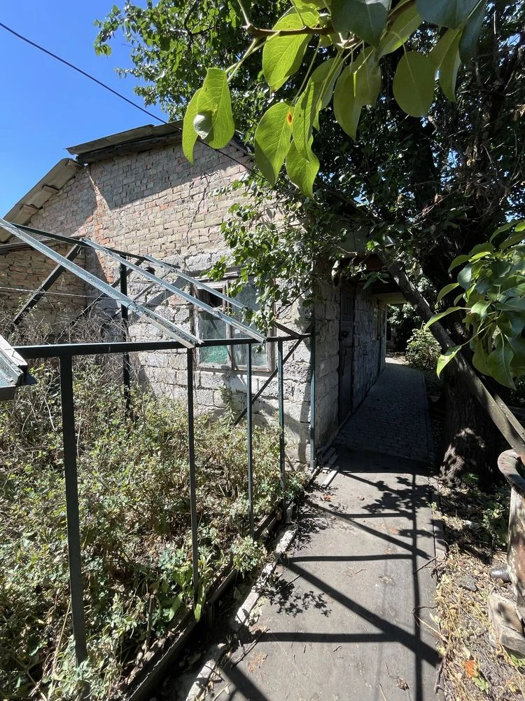 For Sale: Four-room, two-level apartment in Zdolbunov with a private plot