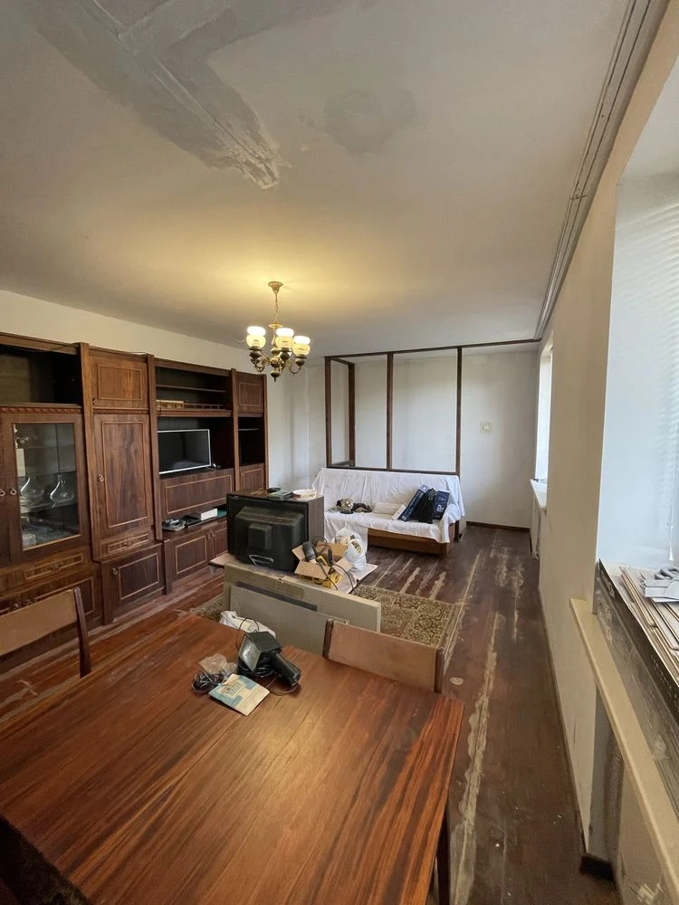For Sale: Four-room, two-level apartment in Zdolbunov with a private plot