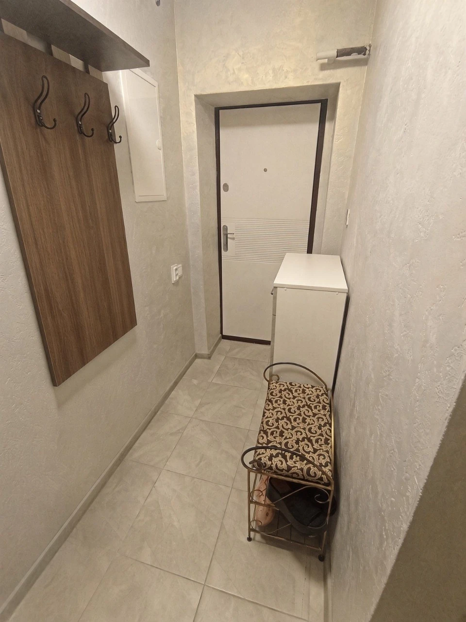 Sale of a 2-bedroom apartment