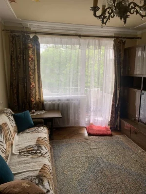 Sale of a 3-room apartment in the area of the 6th school