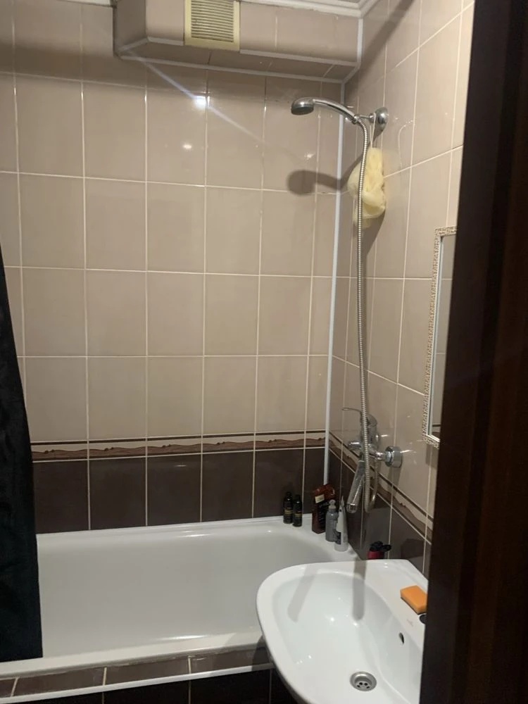 Sale of a 3-room apartment in the area of the 6th school