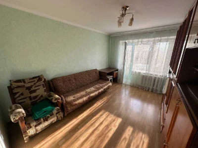 Продаж 2-кімнатної квартири в центрі Здолбунова!