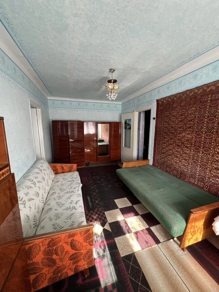 Sale of a 2-room apartment without buyer's commission