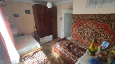 Продается трехкомнатная квартира в городе Коречь