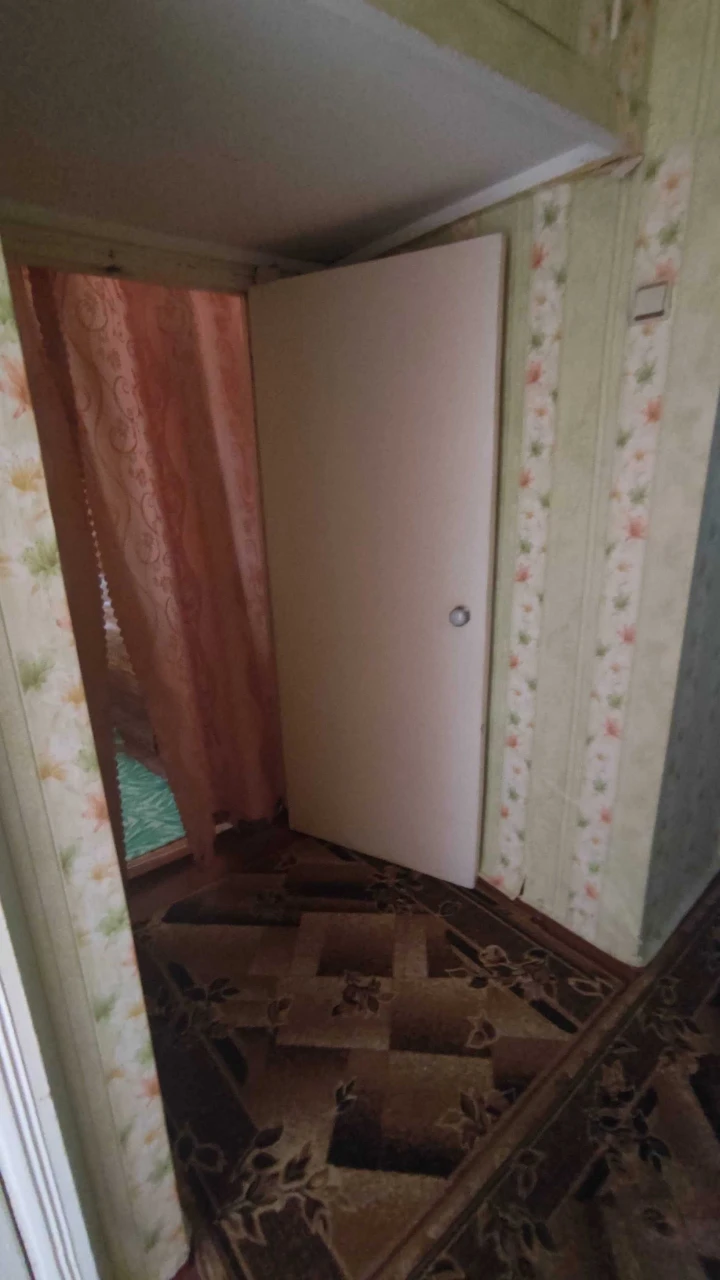 Продается трехкомнатная квартира в городе Коречь