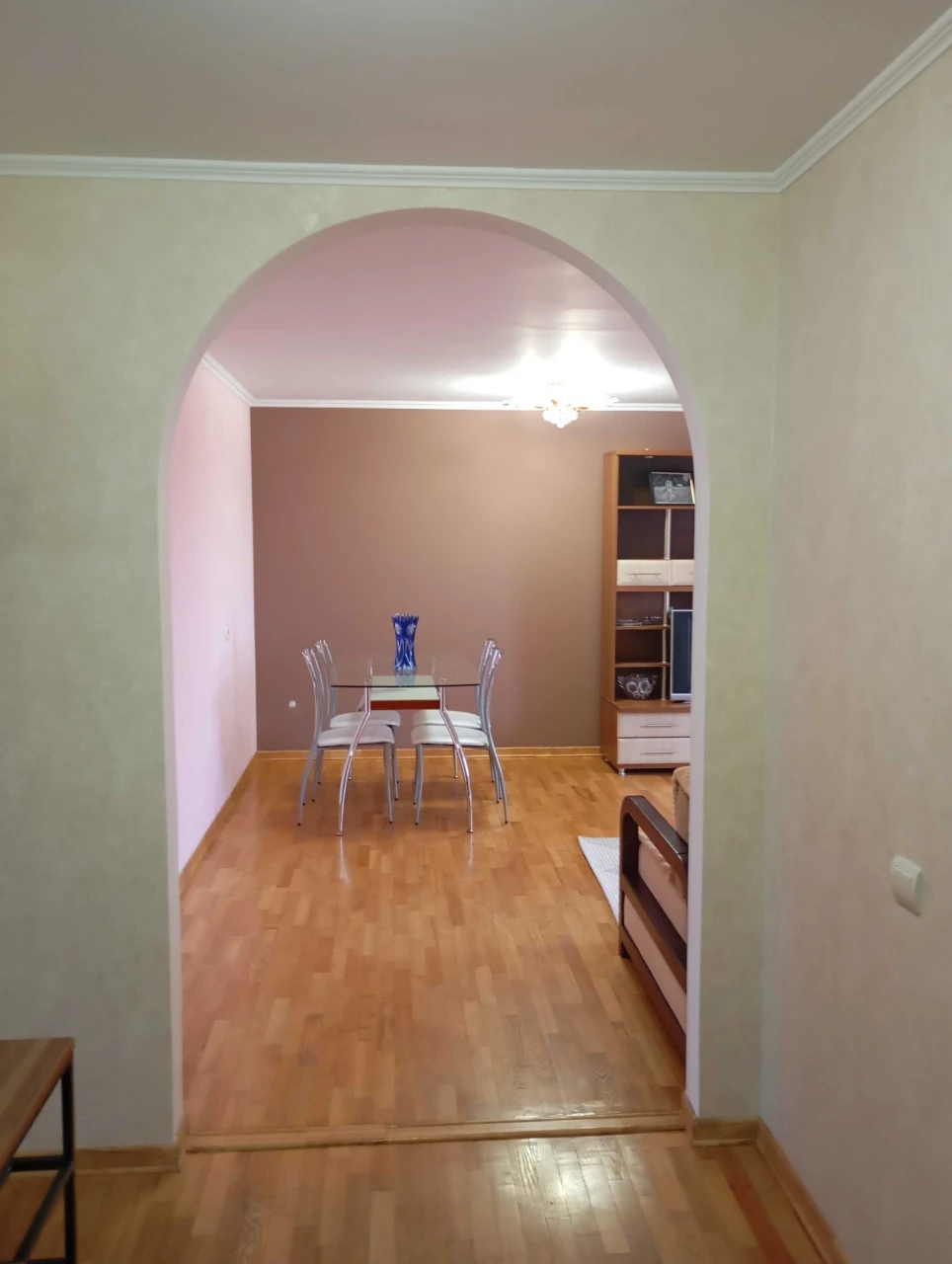 Продам  трьох кімнатну квартиру