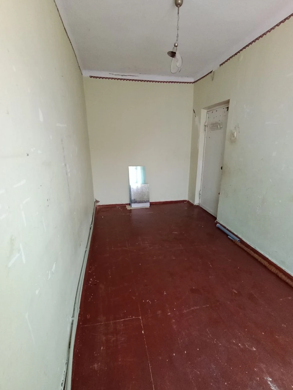3-room apartment in the center of Zdolbunovo-2, autonomous heating