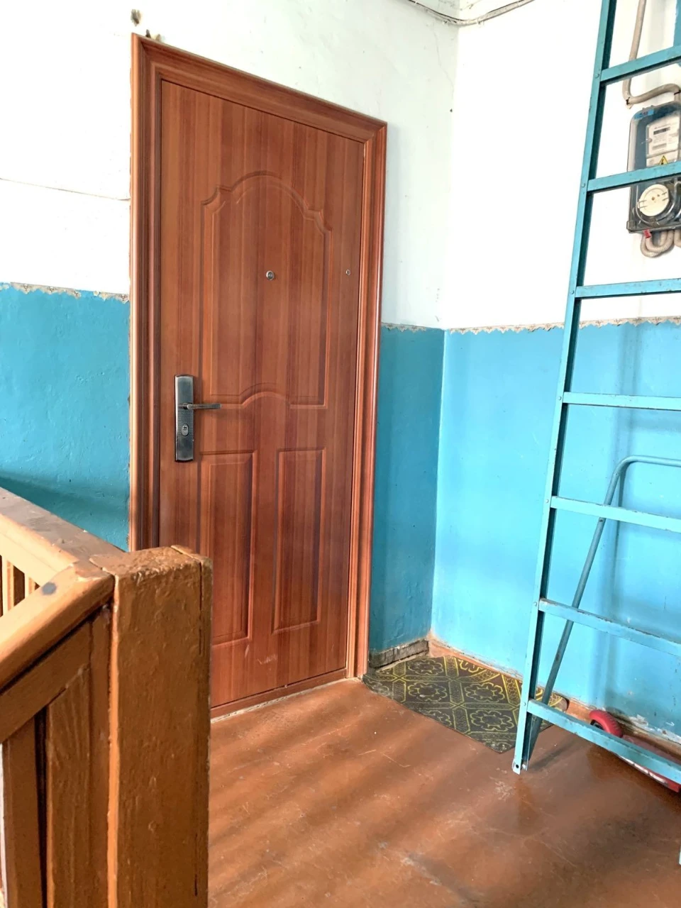 3-room apartment in the center of Zdolbunovo-2, autonomous heating