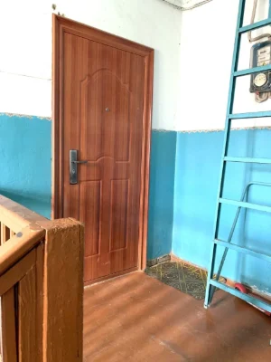 3-room apartment in the center of Zdolbunovo-2, autonomous heating
