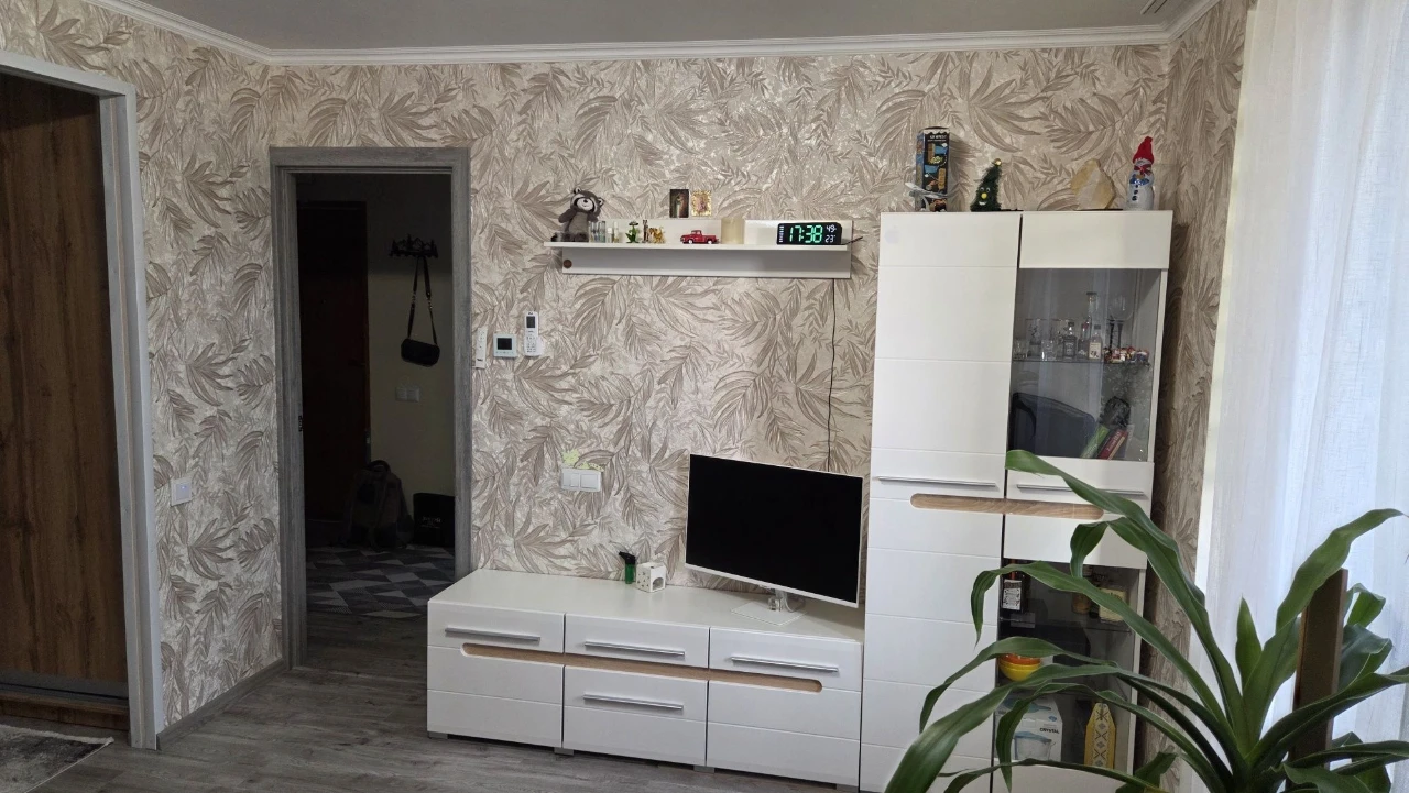 Продаж великої 1- кімнатної квартири. Автономне опалення, ме