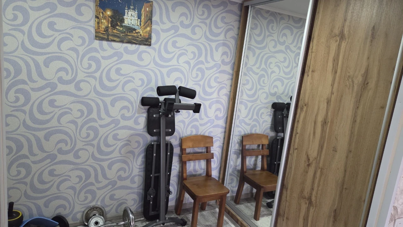 Продаж великої 1- кімнатної квартири. Автономне опалення, ме