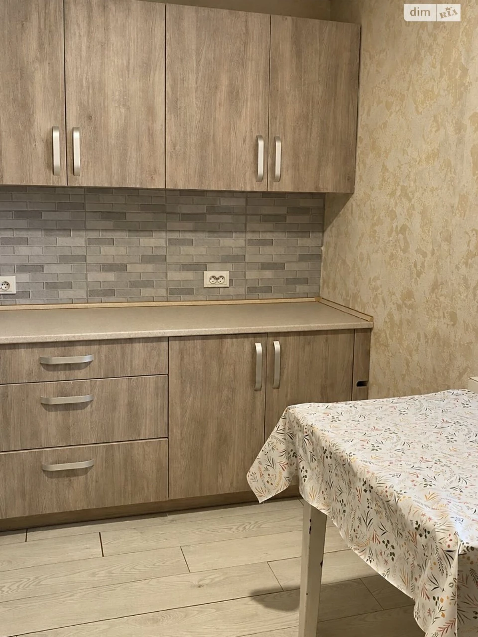 Продаж Квартира 6-та школа