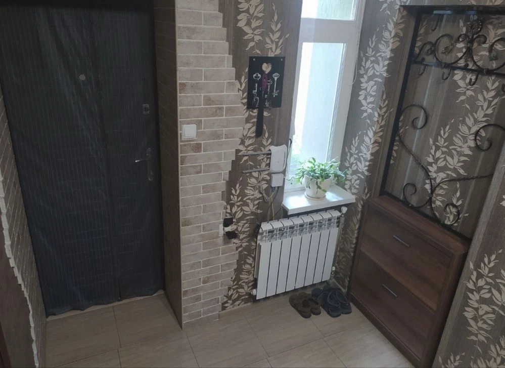 FOR SALE: Two-level 3-bedroom apartment - GLIMUR