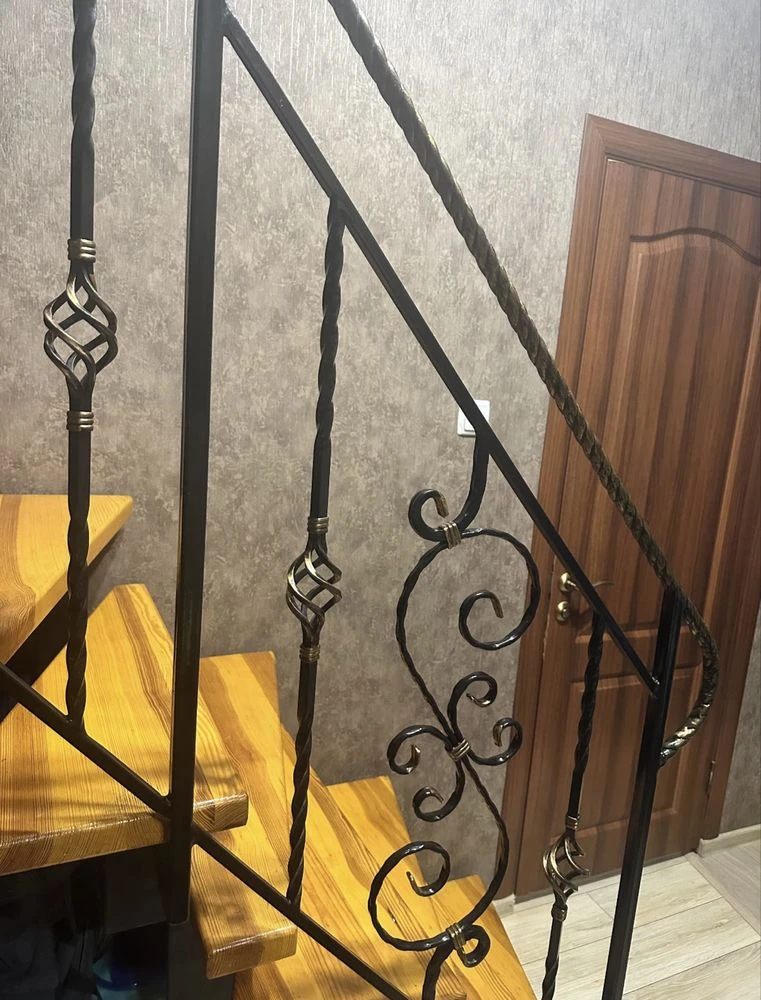 FOR SALE: Two-level 3-bedroom apartment - GLIMUR