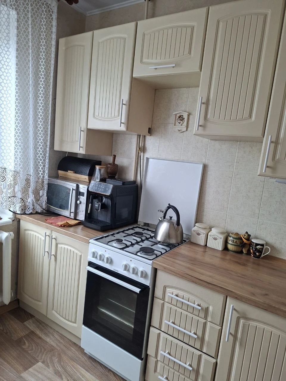 Продається  2х кімнатна  квартира в м.Здолбунів, центр.