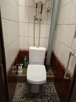 Продається  2х кімнатна  квартира в м.Здолбунів, центр.