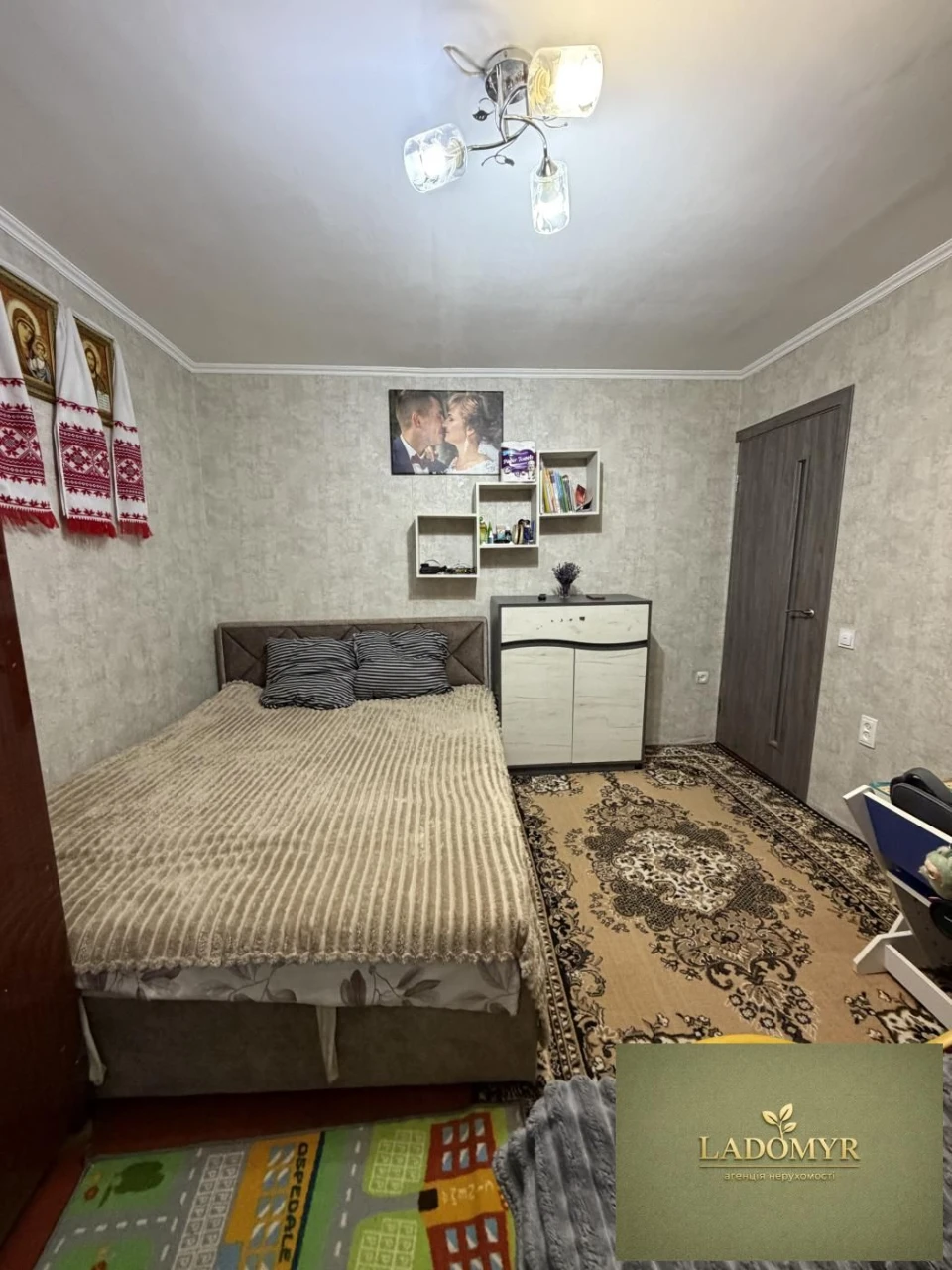 Sale / Apartment / Cementnikov, Zdolbunov