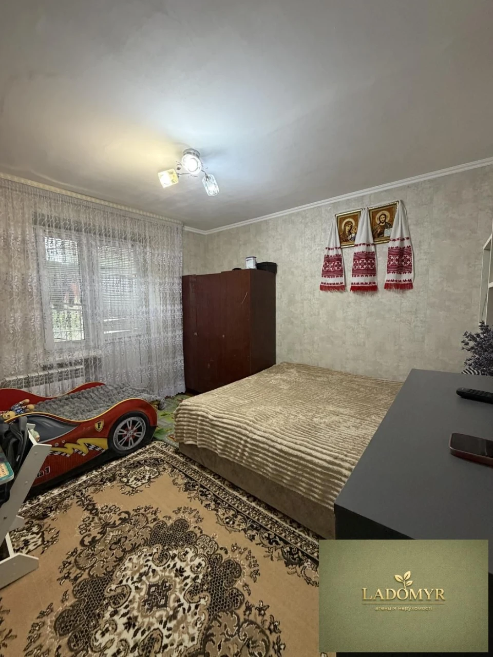 Sale / Apartment / Cementnikov, Zdolbunov