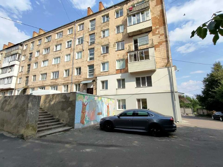Квартира. Здолбунів, Заводська вул.