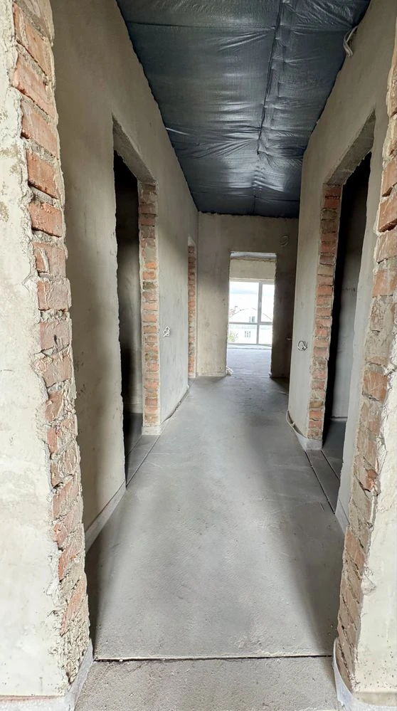 Two-room apartment in a new building area of 70 m²/кв