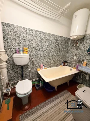 One-bedroom apartment for sale
