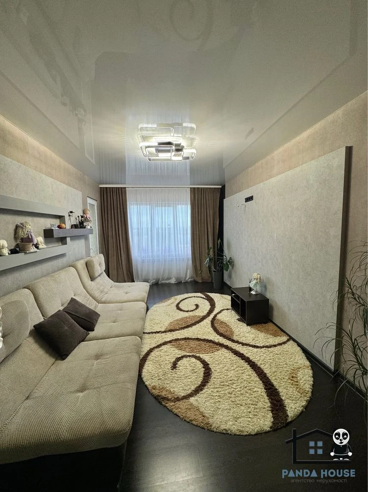 Продам 3-кімнатну квартиру в самому центрі міста