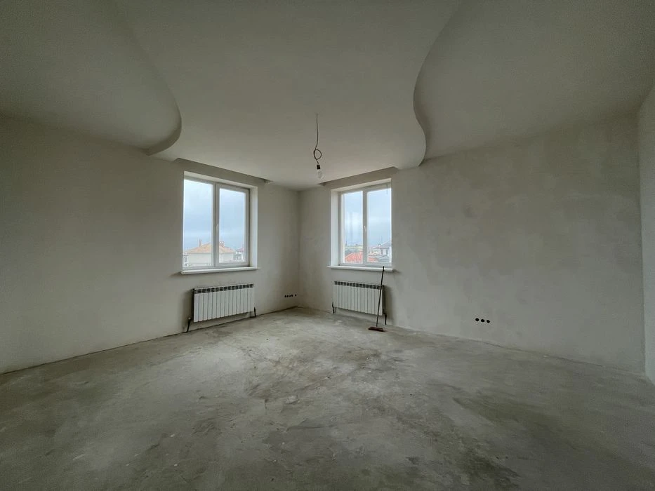 Sauvignon. House 488 sq.m. Under the final interior decoration.