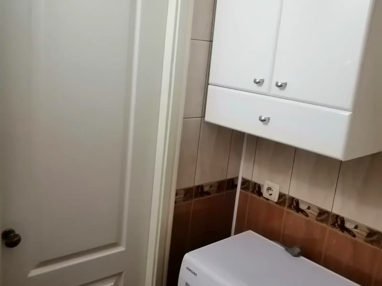 Продаж квартири 2-кімн. 50 м² 4/9 пов.