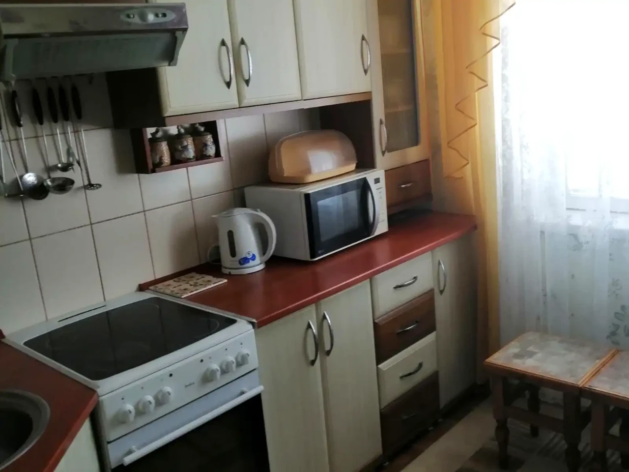 Продаж квартири 2-кімн. 50 м² 4/9 пов.