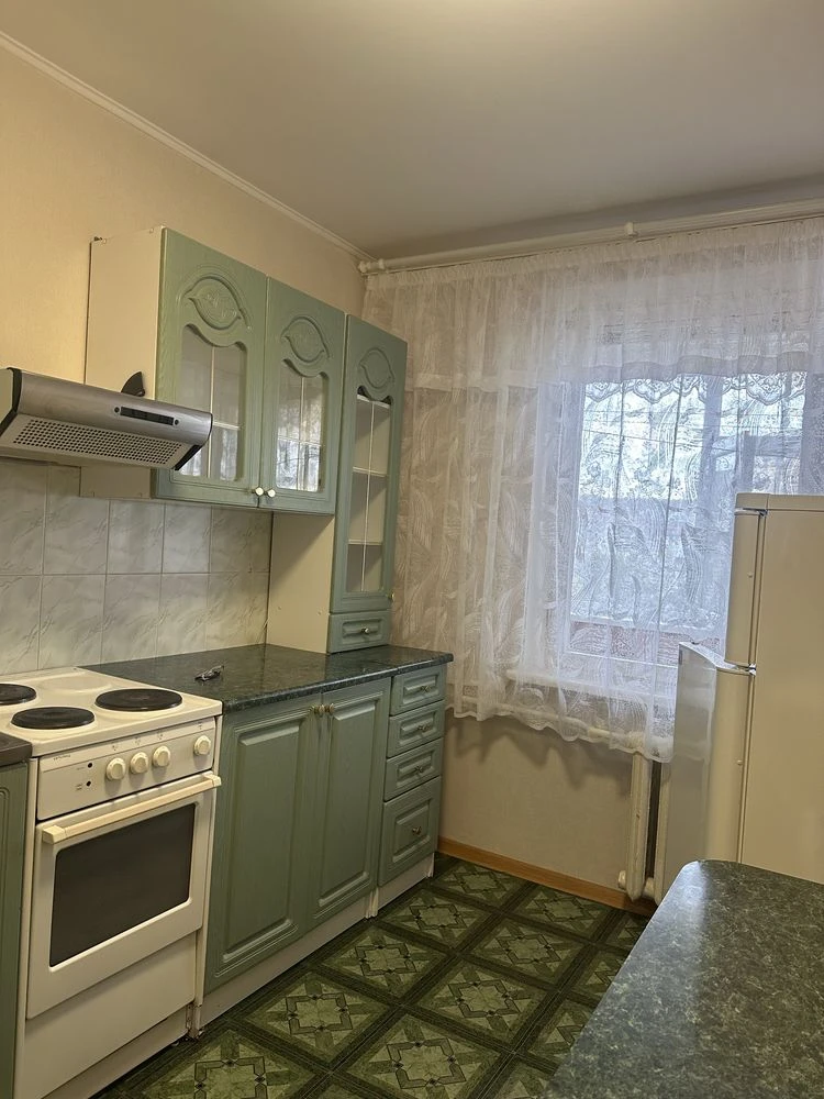 Продаж 2 кімнатної квартири Будівельники