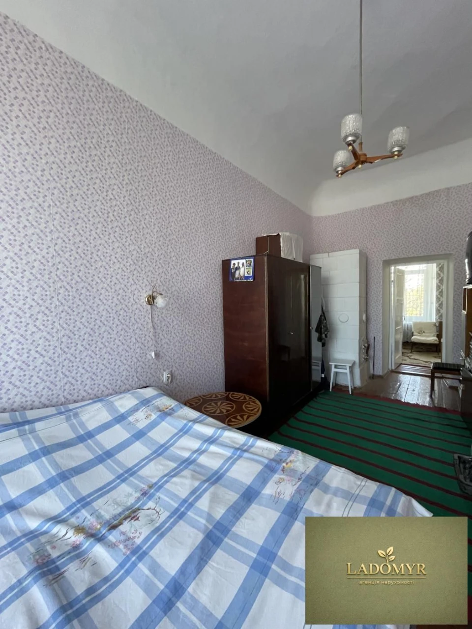 Продаж / Квартира / Незалежності, Острог