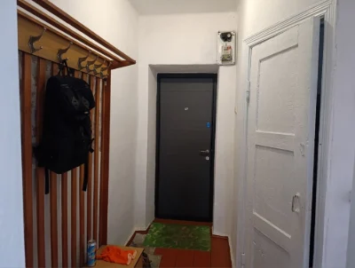 Продам квартиру біля рмз 44 кв.