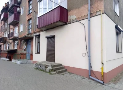 Продам квартиру,м.Сарни,Рівненська обл.,Соборна,16