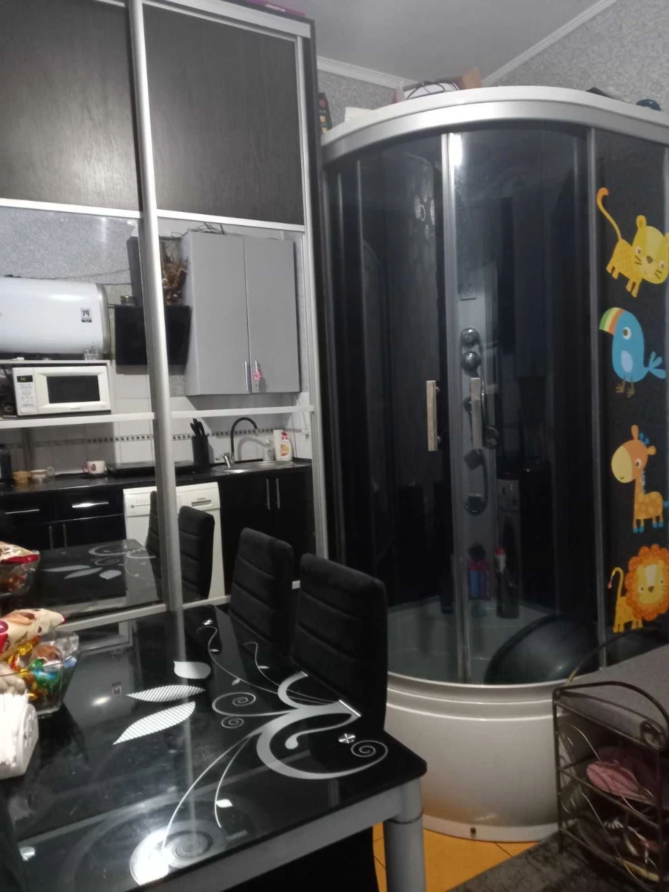 Продається затишна кімната-студія 18 м². Центр, вул. Європей