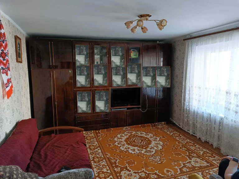 Квартира 3-х кімнатна Сарни Рівненська область