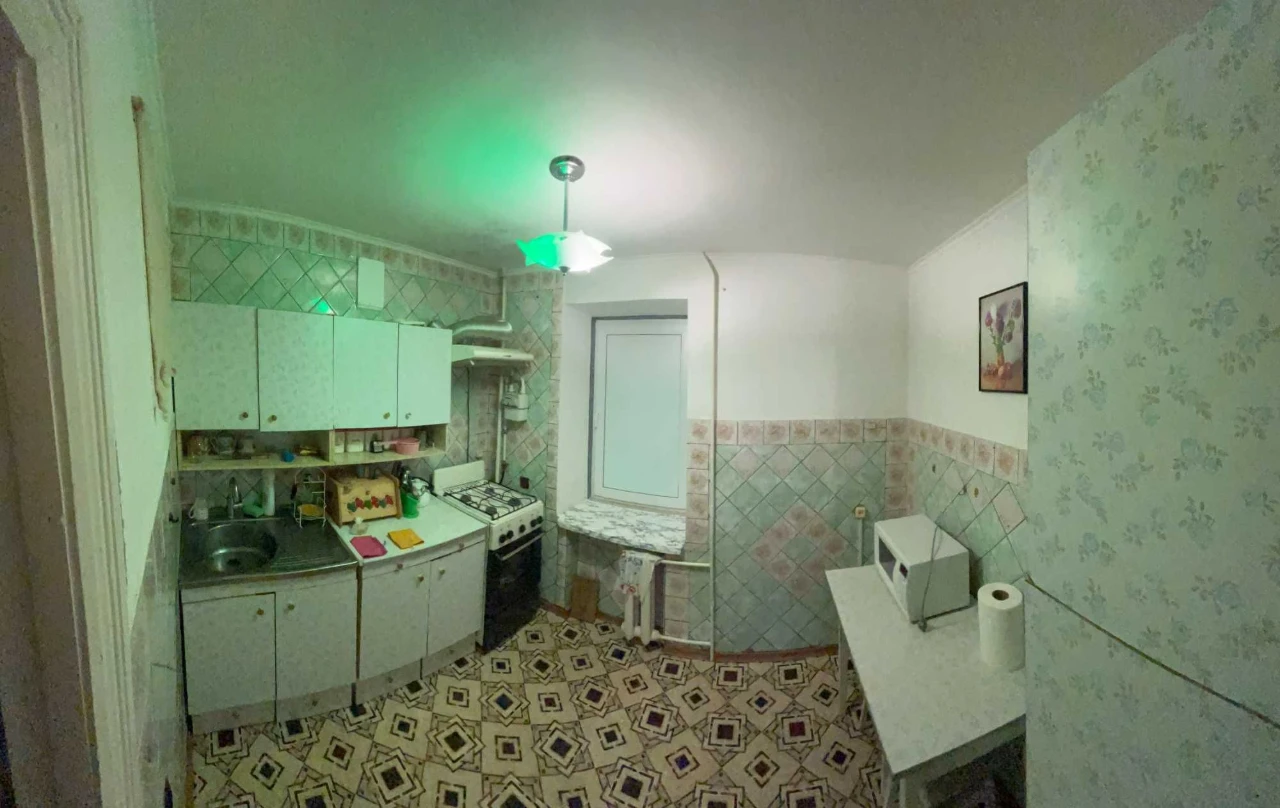 For sale: Three-room apartment
