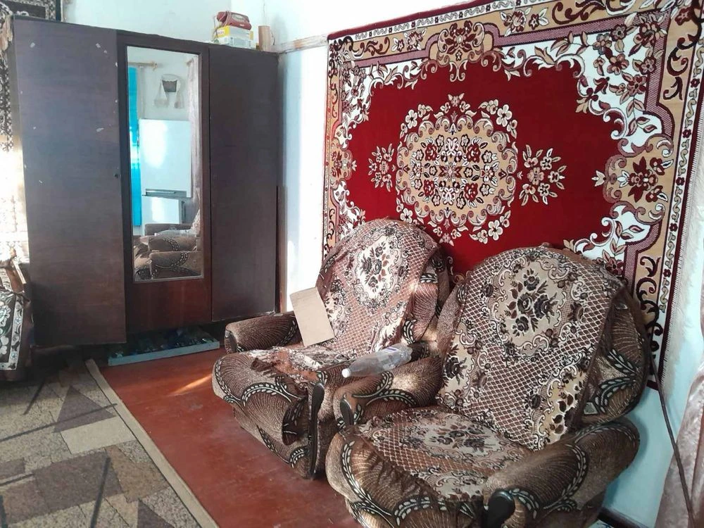 Urgent! House and apartment for sale in the town of Bilopolya