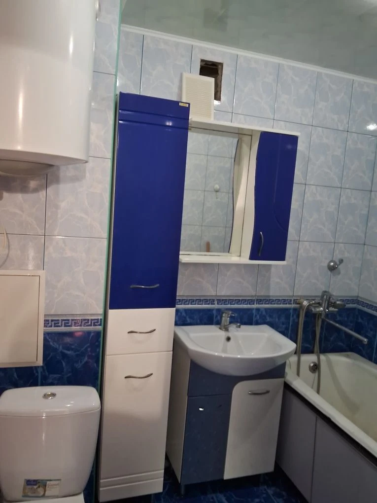 Продам двокімнатну квартиру
