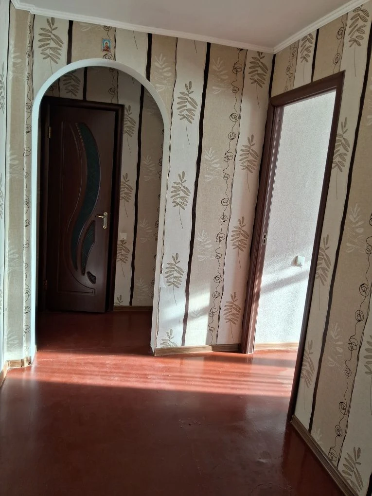 Продам двокімнатну квартиру