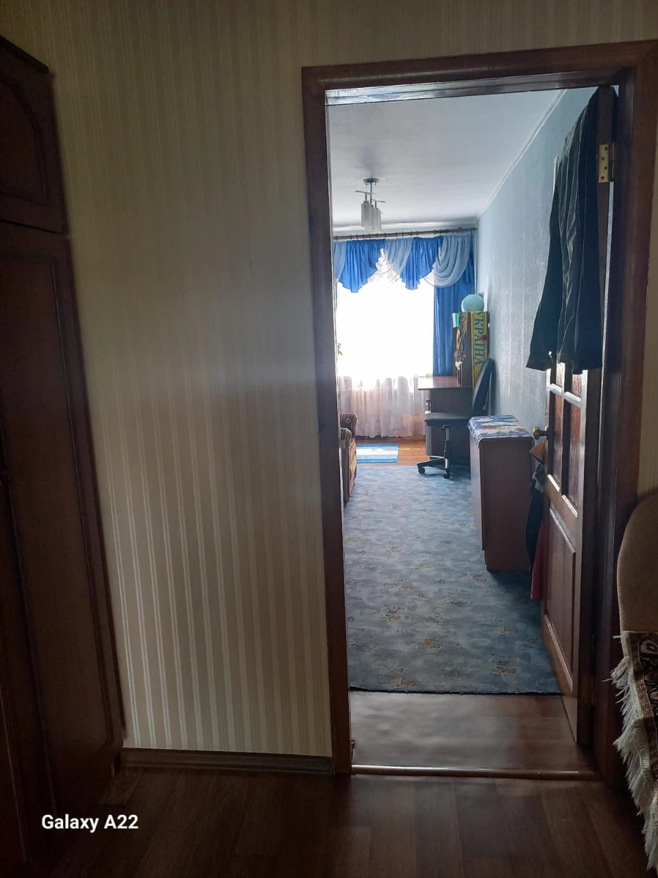 Продажа 2-комнатной квартиры на 2 этаже в центре